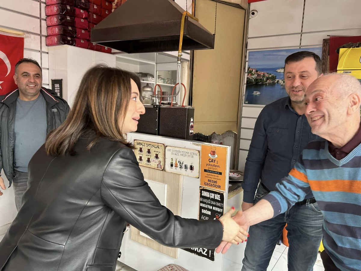 Bankoğlu, Esnafları ziyaret etti