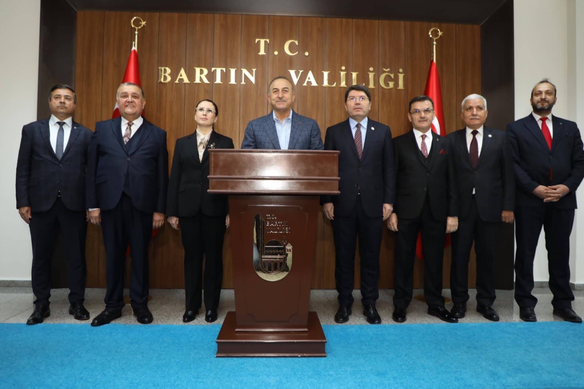 Fırıncıoğlu , Bakan Çavuşoğlu’na Bartın Ziyaretinde eşlik etti