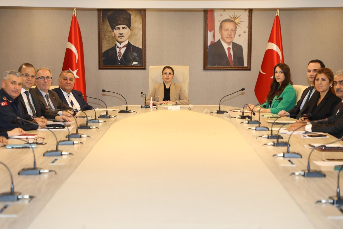 Kadına yönelik şiddetle mücadele konuşuldu