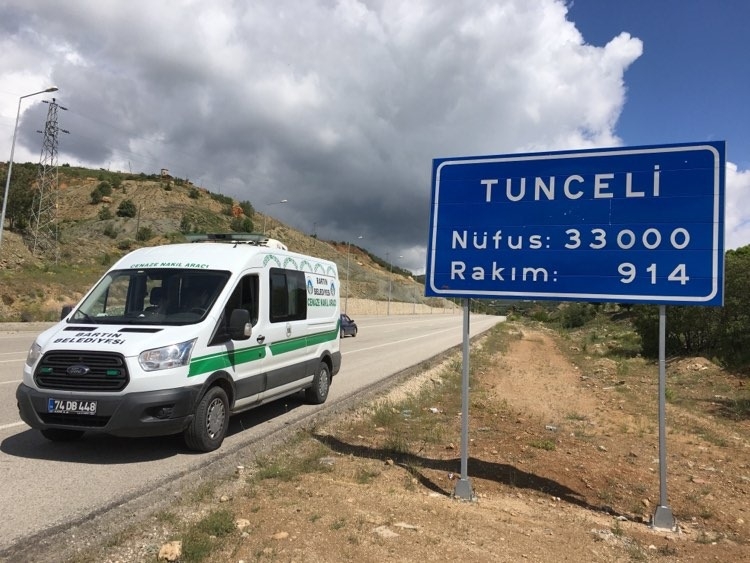 8 bin 735 cenaze için 1 milyon 300 bin km yol kat edildi!