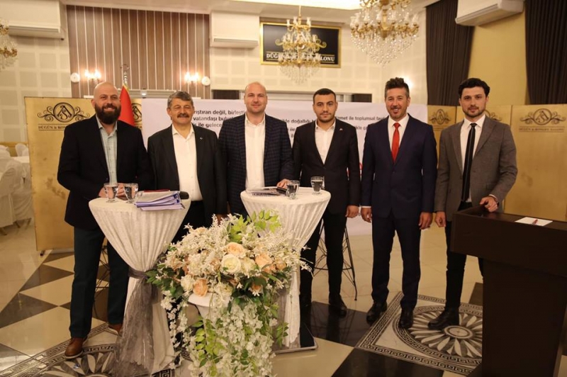 Başkan Üniversite gençliğiyle buluştu