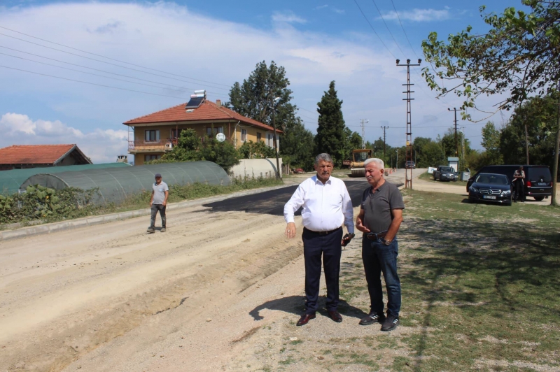 Ağdacı yolu sıcak asfaltla düzenleniyor