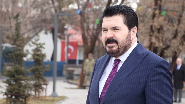 Ağrı Belediyesi’nden maddi destek