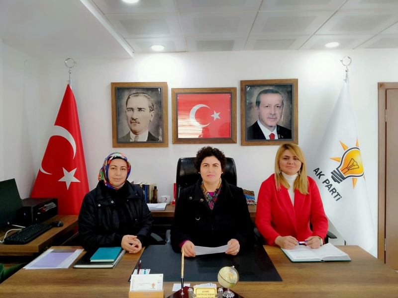 AK Kadınlar, Dünya Kadın Hakları Günü’nü unutmadı