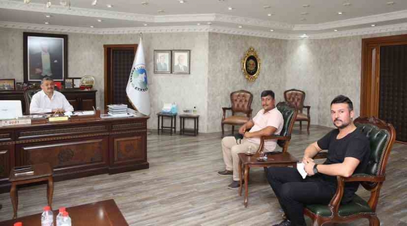 Akın, Abdipaşa’ya selamlarını iletti