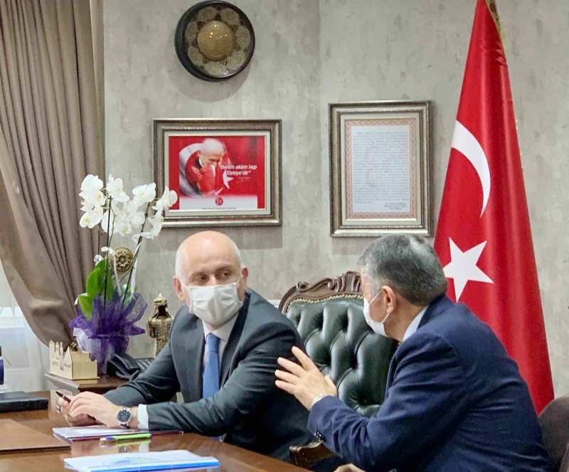 Akın, Bakan’dan 3 üst geçit istedi