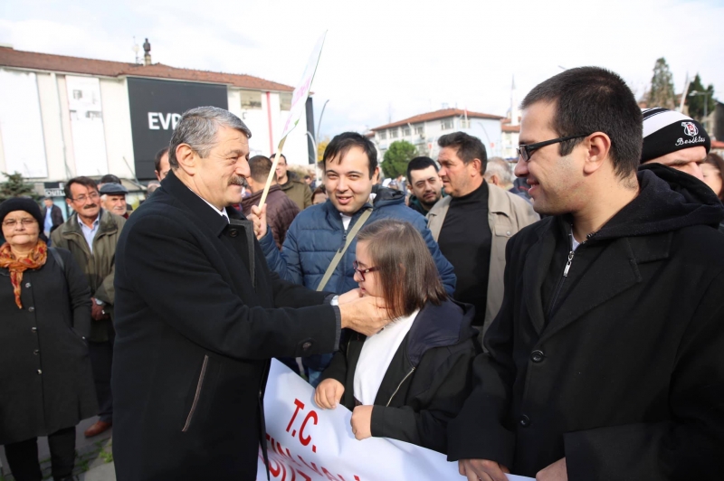 Akın: “Belediye olarak engellilerimizin yanındayız”