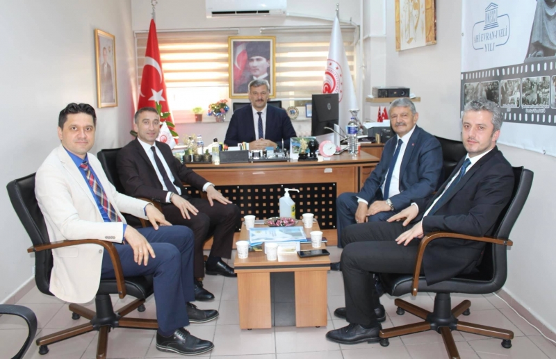 Akın, belediyle çalışmalarını anlattı