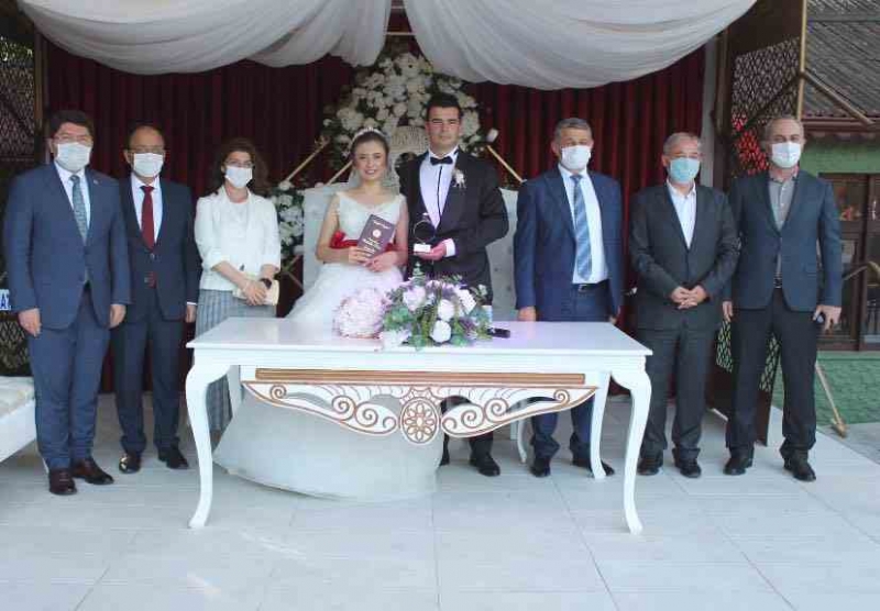 Akın, davetlere katıldı