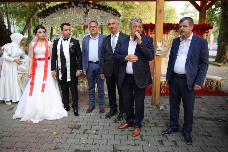 Akın davetleri geri çevirmedi
