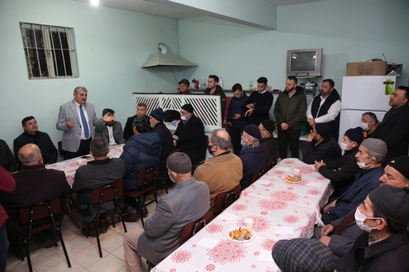 Akın, Eskihamidiye’de vatandaşlarla buluştu