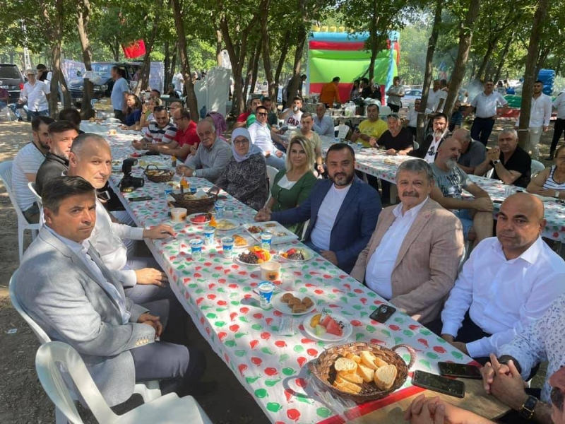 Akın, İstanbul’da Bartınlılarla buluştu