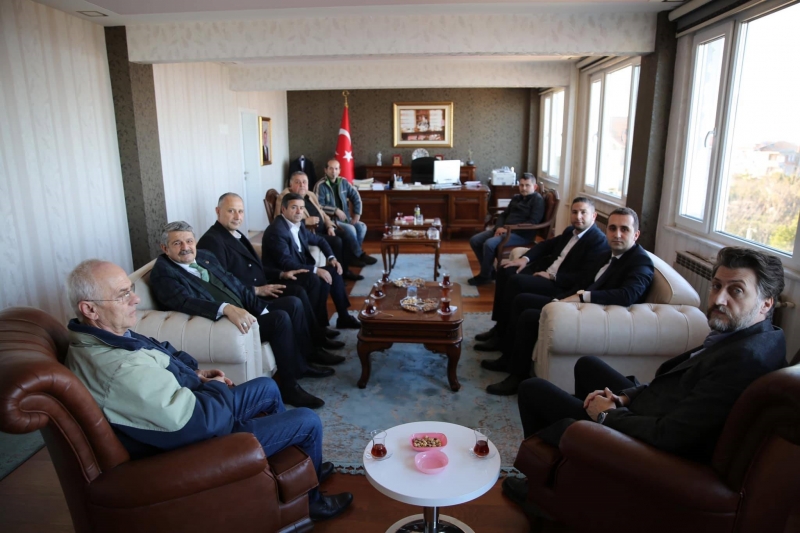 Akın, Kurucaşile’de temaslarda bulundu