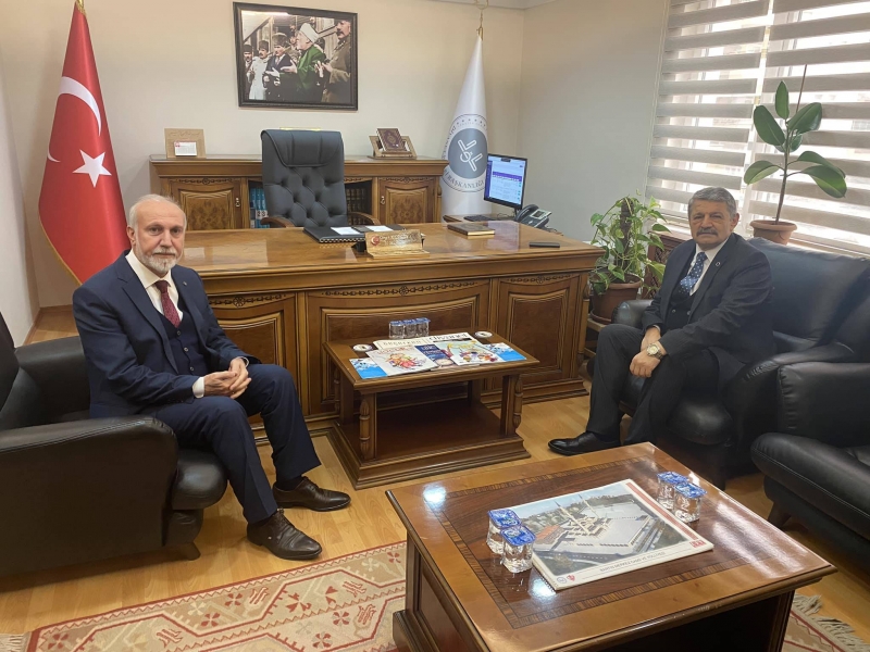 Akın, Müftü’ye başsağlığına gitti