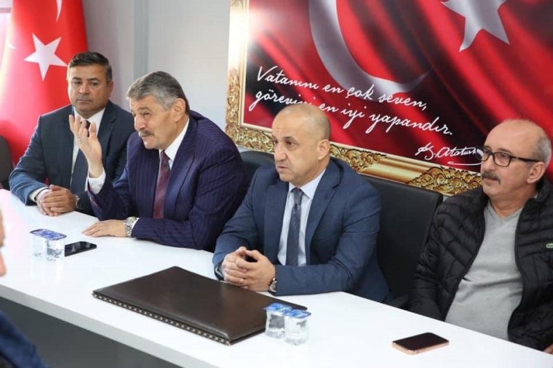 Akın, muhtarlara teşekkür etti