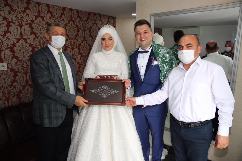 Akın, nikâhlara katıldı