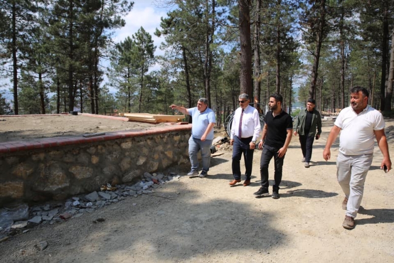 Akın, proje alanında incelemelerde bulundu