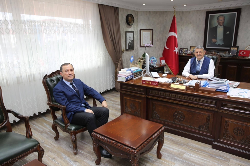 Akın, PTT Baş Müdürünü ağırladı