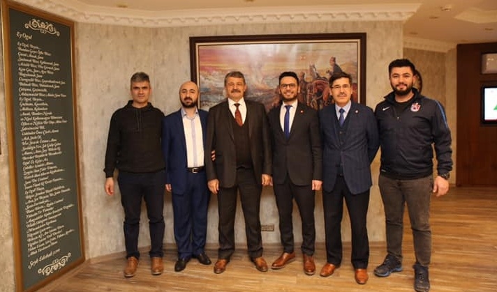 Akın, Saadet Partili rakibini misafir etti