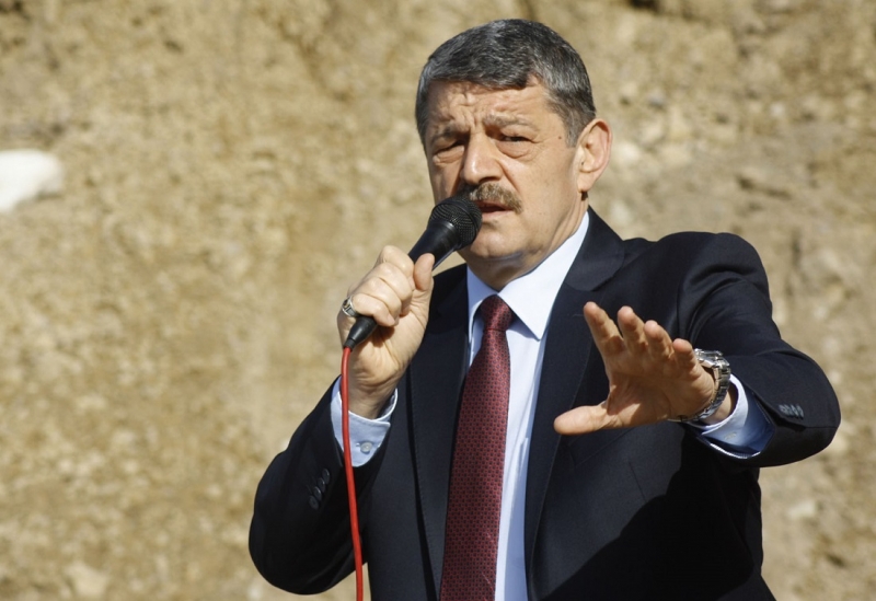 Akın, Tunç ve Aldatmaz’ı hedef aldı