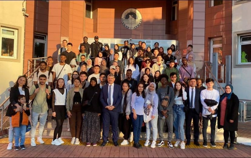 Akın, yabancı öğrencilere Bartın’ı anlattı