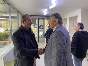 Akın, Yaşam Tıp Merkezi’ni ziyaret etti