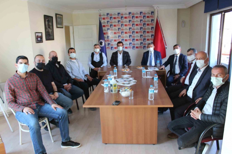 Akın’dan GİAD’a ziyaret