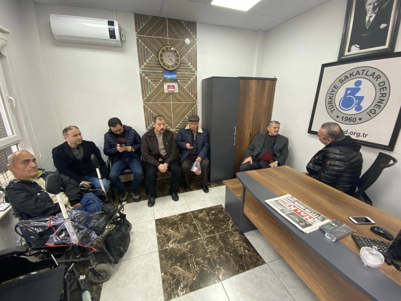Akın’dan Kurulan’a ziyaret