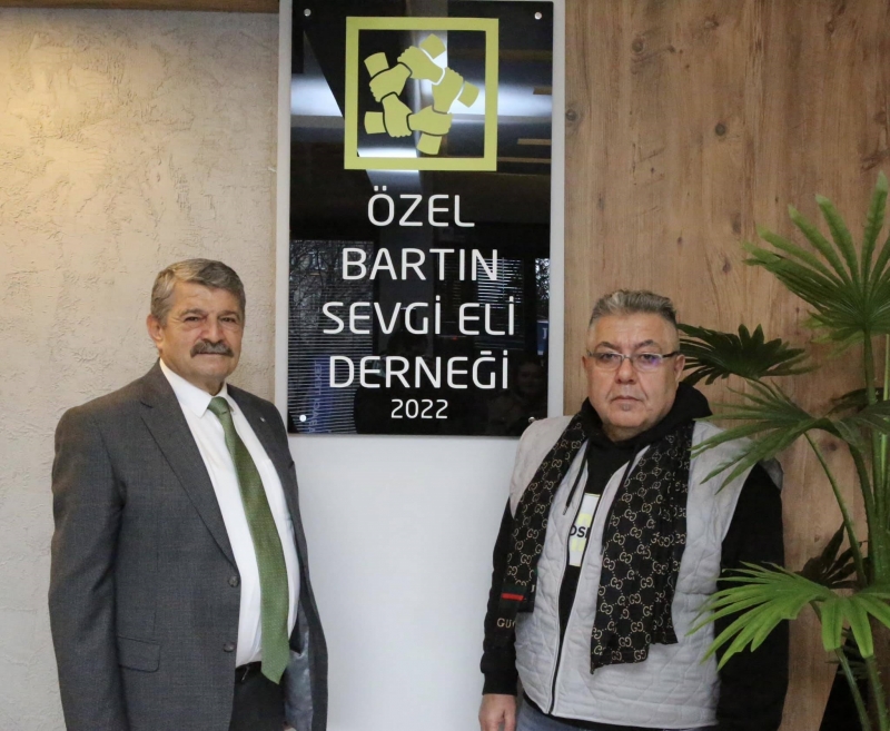 Akın’dan Özel Bartın Sevgi Eli Derneği’ne ziyaret