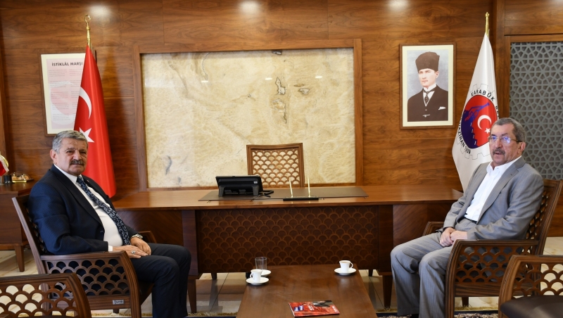 Akın’dan Vergili’ye ziyaret