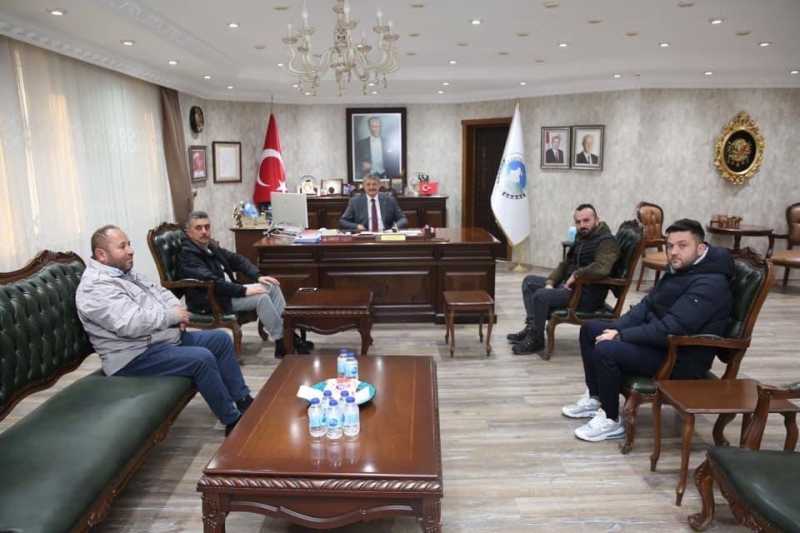 Akın’ın odası ziyaretçilerle dolup taşıyor