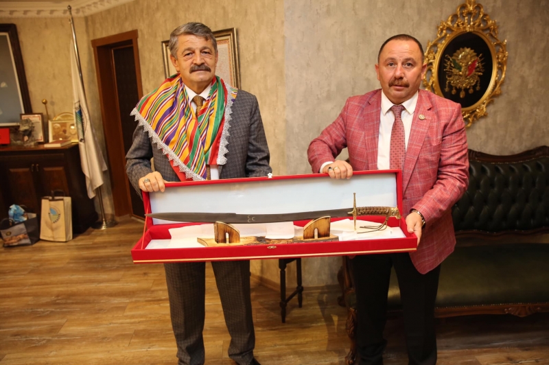 Akın’ın Söğüt’ten misafiri vardı