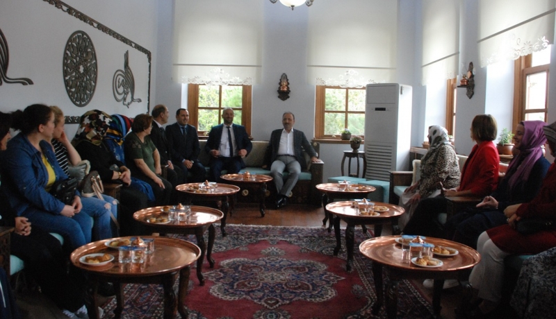 Aladağlılar sorun ve taleplerini Vali’ye anlattılar