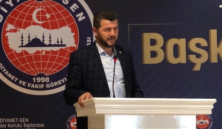 Albayrak, DİB’e sahip çıktı, İHD’yi kınadı
