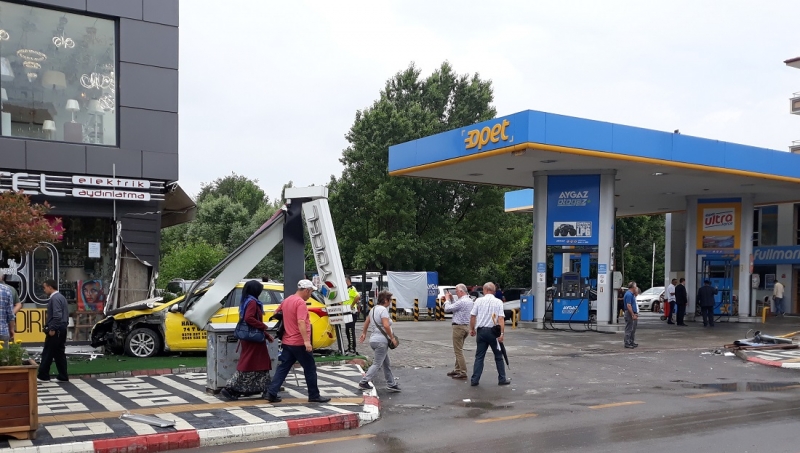 Allah’tan kaldırımda kimse yoktu!