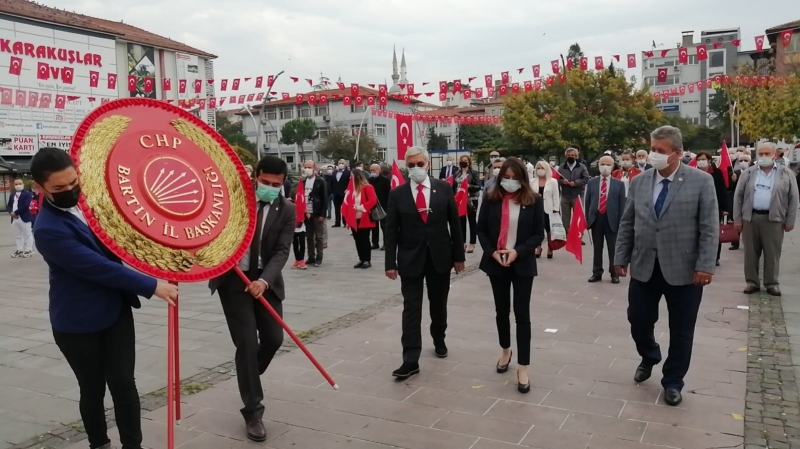 Alternatif kutlamada AK Parti eleştirildi