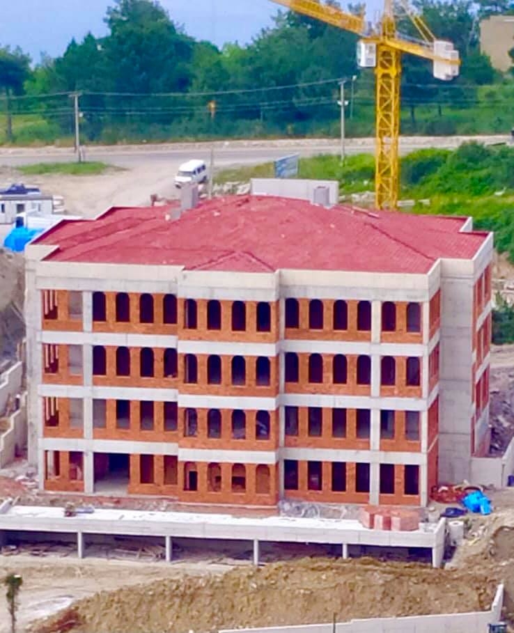 Amasra Hükümet Konağı’nın çatısı da tamamlandı