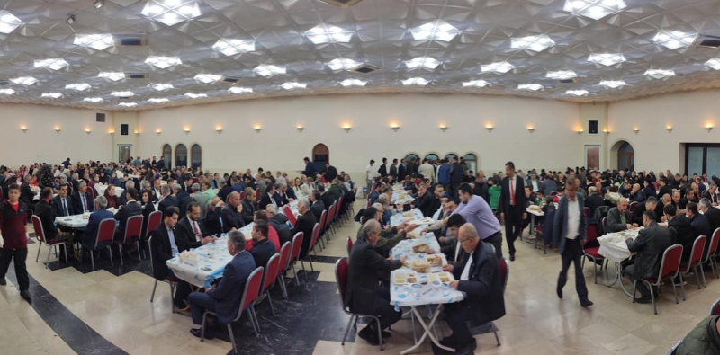 Arıtlı muhtarlar teşekkür iftarı verdiler