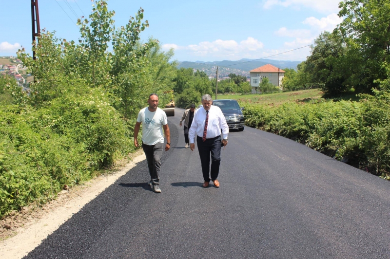 Asfalt ekibi Şiremirçavuş’taydı