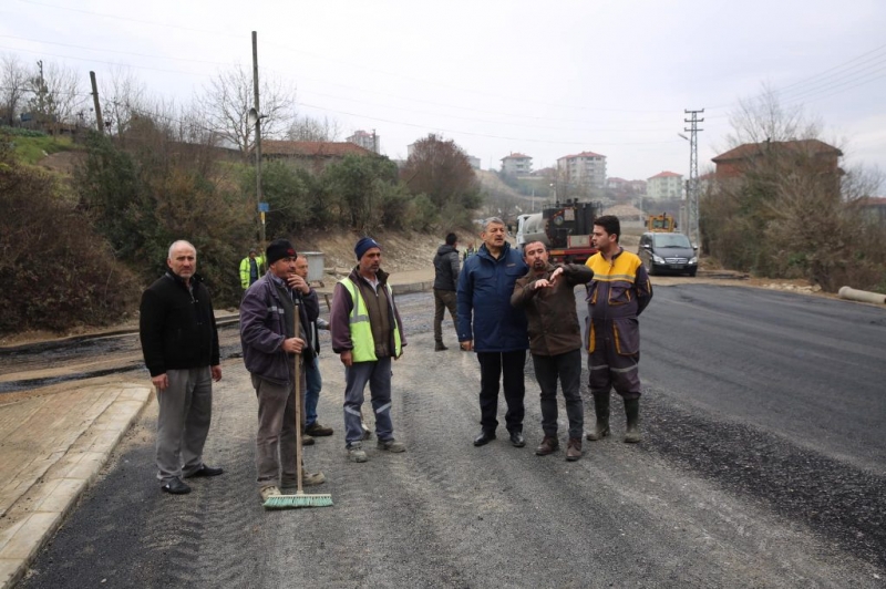 Asfalt ekipleri 807. Cadde’deydi
