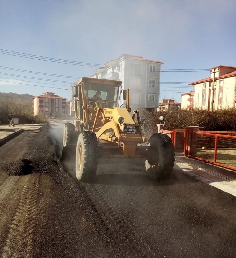 Asfalt ekipleri bu kez 415. Sokak’ta