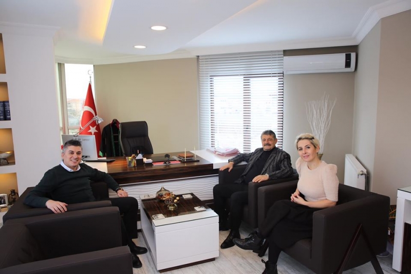 Avukat çifte “hayırlı olsun” ziyareti