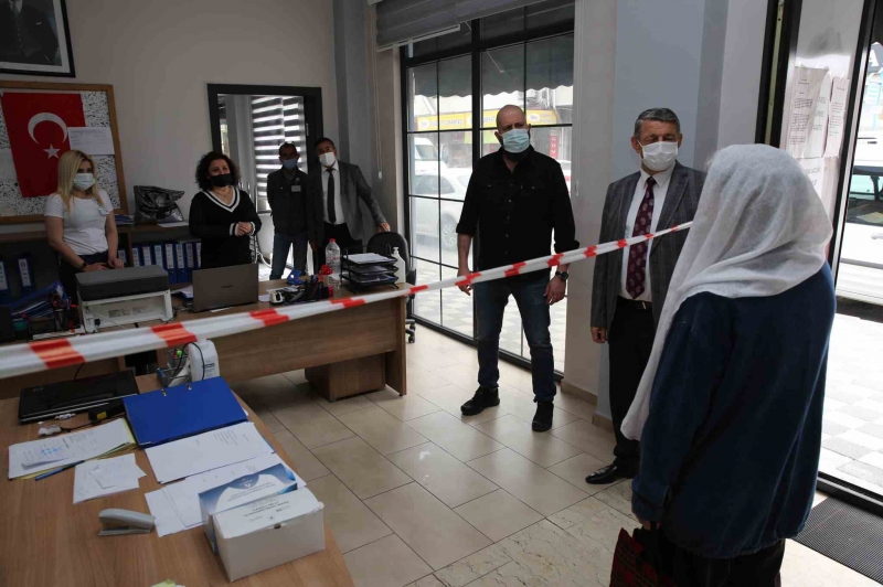 Bağışlar, ihtiyaç sahiplerine ulaştırılıyor