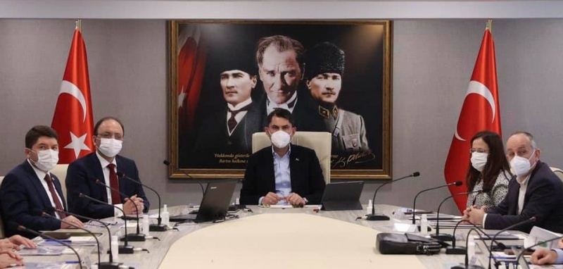 BAKAN KURUM MÜJDELERİ BİR BİR SIRALADI
