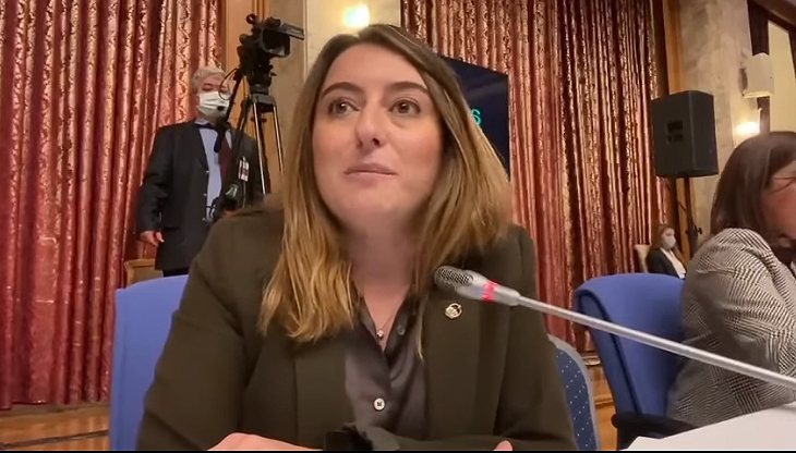 Bankoğlu’ndan AK Parti’ye: “Gençlere geleceklerini borçlusunuz”