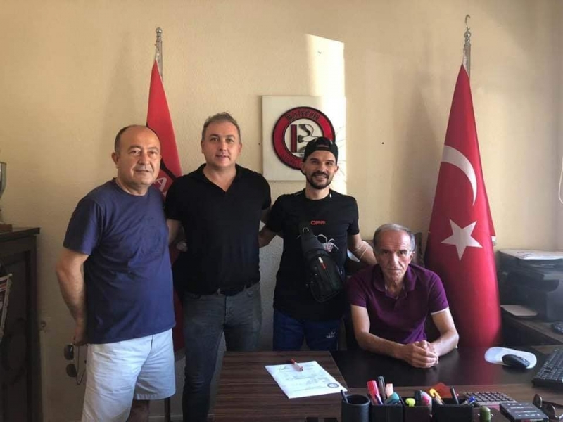 Bartınspor savunmayı Aykut Karaman’la güçlendirdi