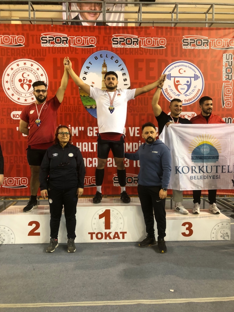 BARÜ’lü halterciler madalyalara ambargo koydu
