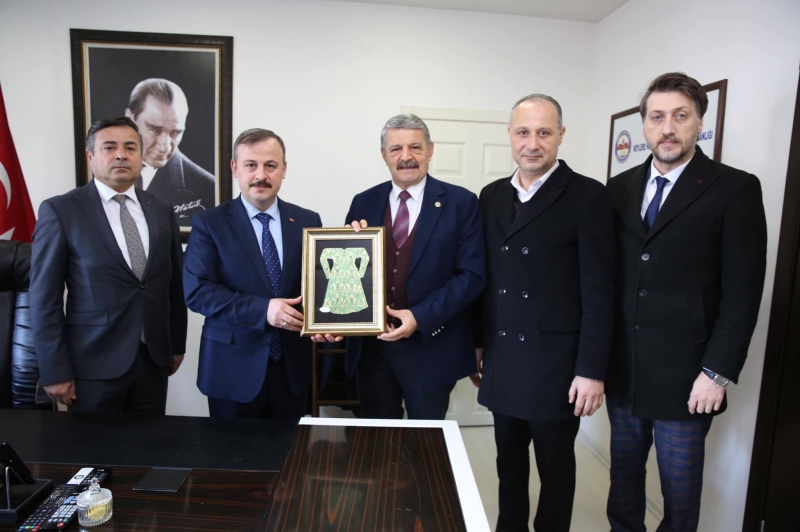 Başkan Akın’dan Kaymakam Perçi’ye ziyaret