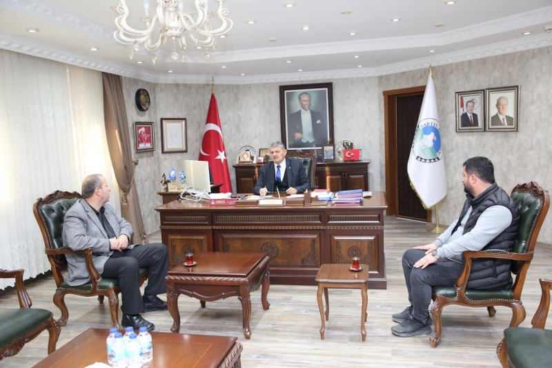 Başkan Akın’ın ziyaretçileri vardı