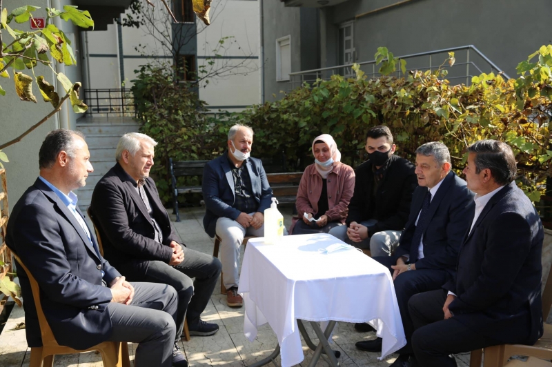 Başkan, bağ sağlığı ziyaretlerinde bulundu